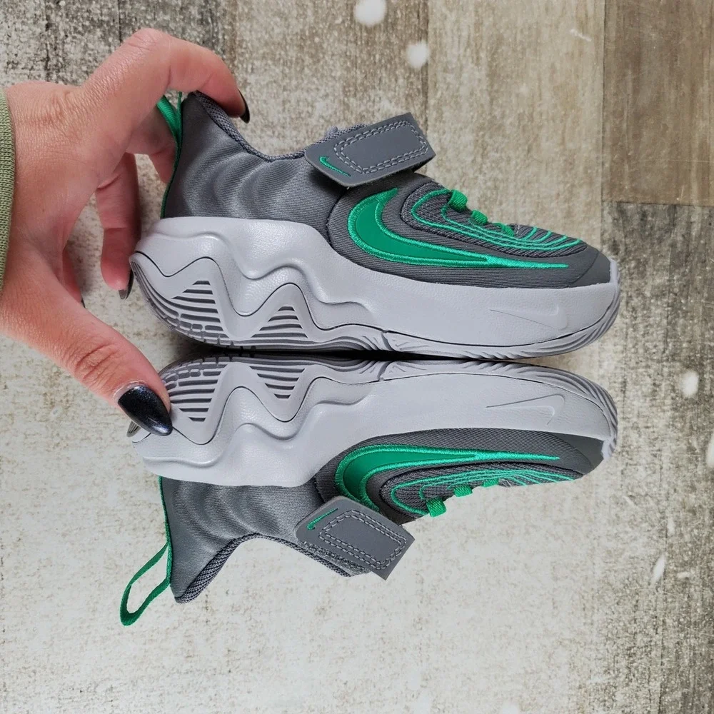 Nike Giannis Immortality 4 Shoes Kids Shoes Sz 9C 9 Basketball Bright Green Gray